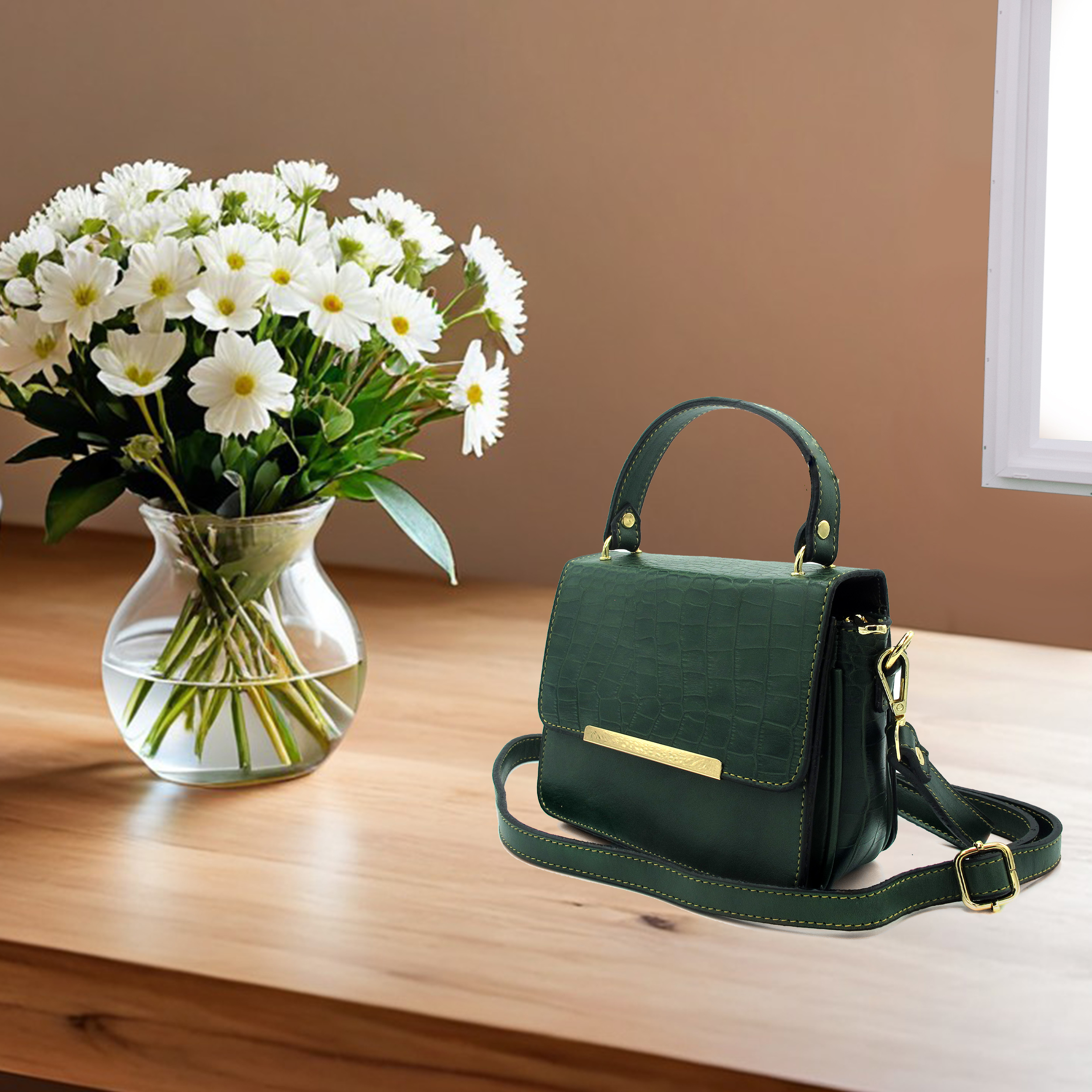 کیف دوشی زنانه مدل چرم طبیعی کد 140-C