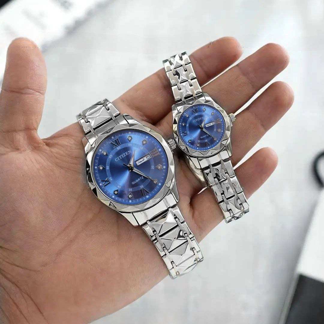 ست ساعت مچی عقربه‌ای کوارتز زنانه و مردانه مدل الماسی تک موتور دو تقویمه کد 03