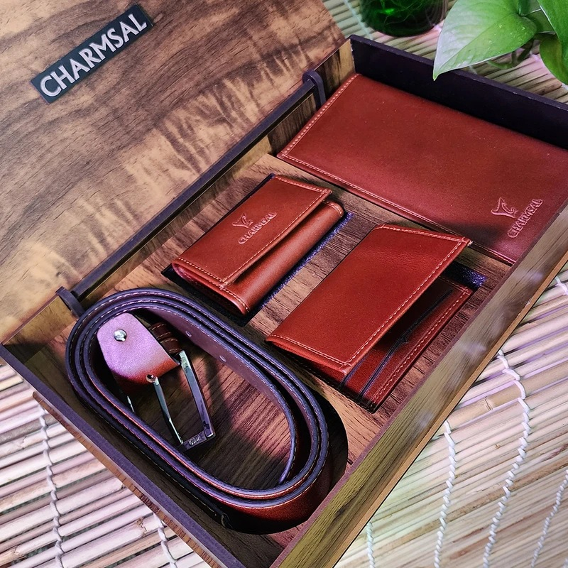 ست هدیه مردانه مدل چرم طبیعی چرمسال 4t