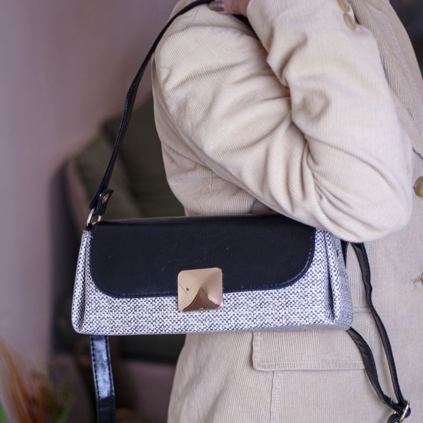 کیف دوشی زنانه مدل N1783