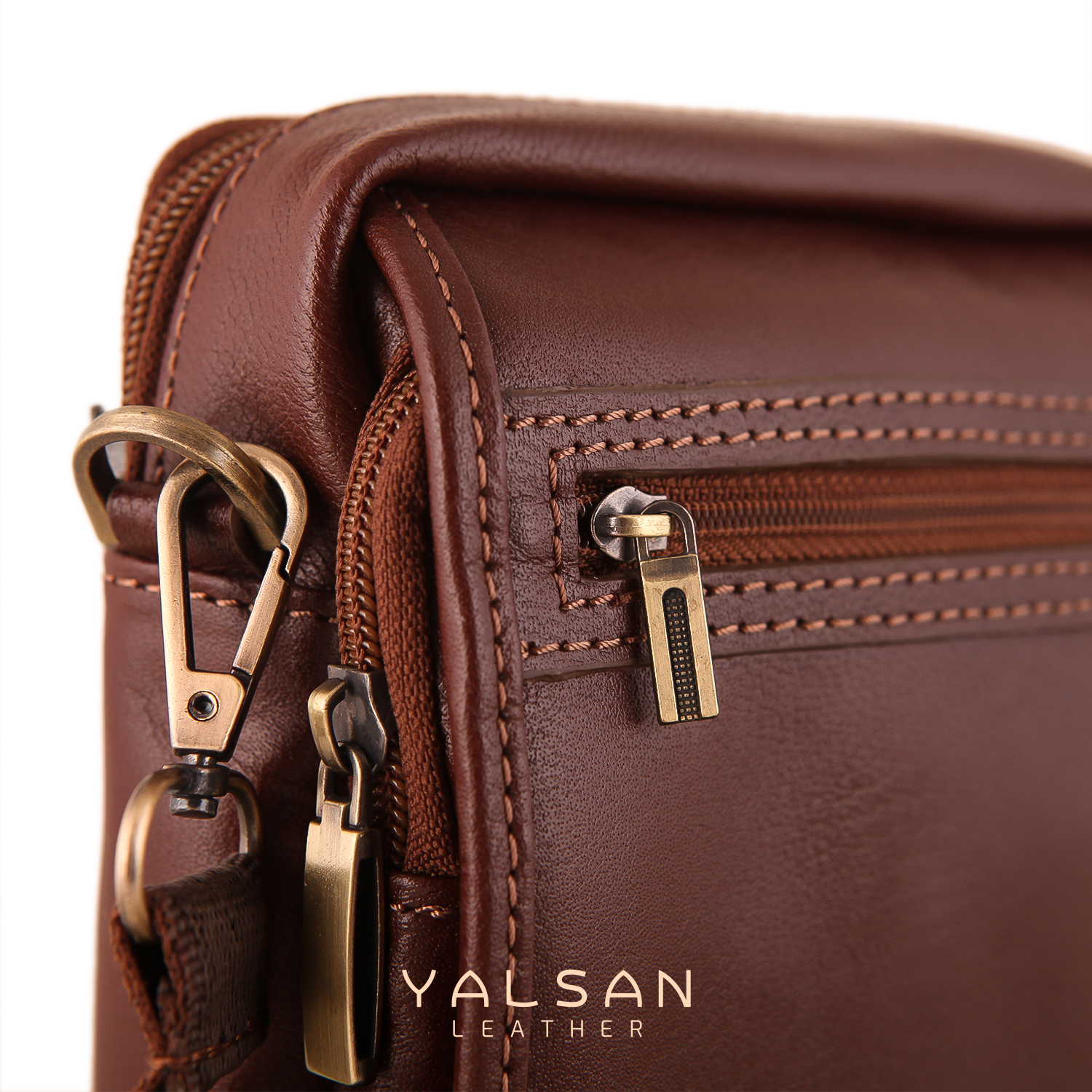 کیف رودوشی مردانه چرم یلسان مدل رهی کد 009-kchk-BS-03