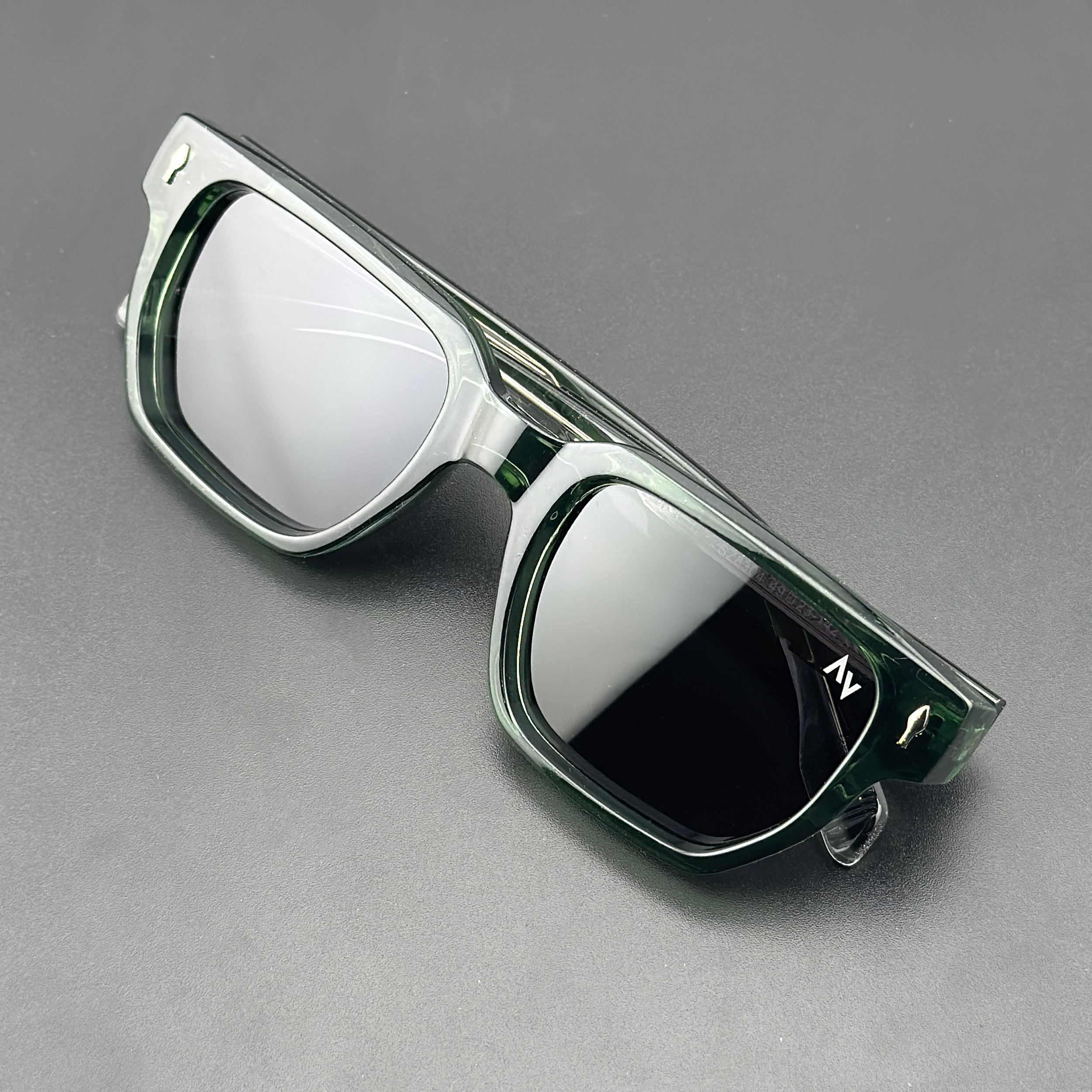 عینک آفتابی ویفرر آلبرت وگ مدل SZ8304 Hunter Obsidian