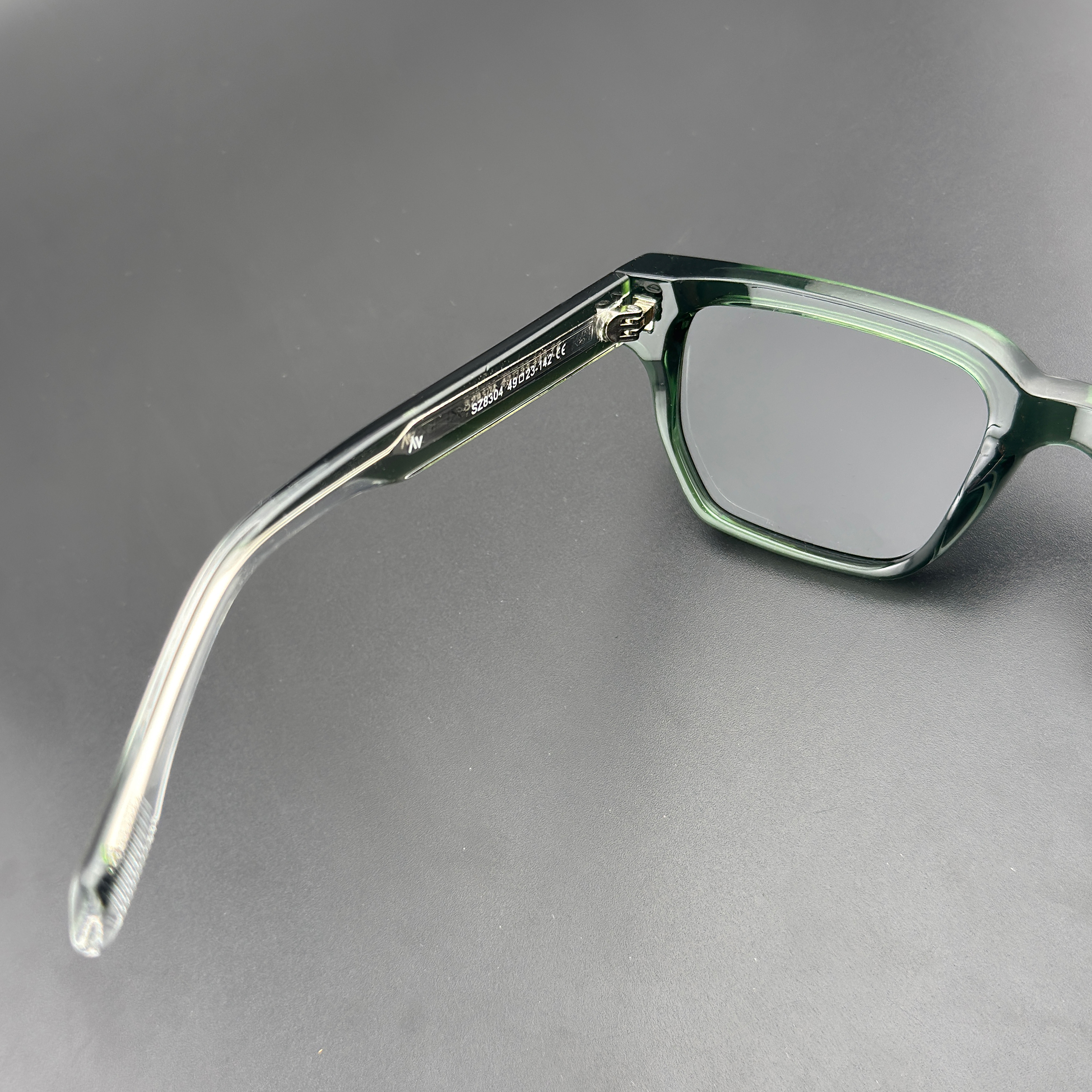 عینک آفتابی ویفرر آلبرت وگ مدل SZ8304 Hunter Obsidian