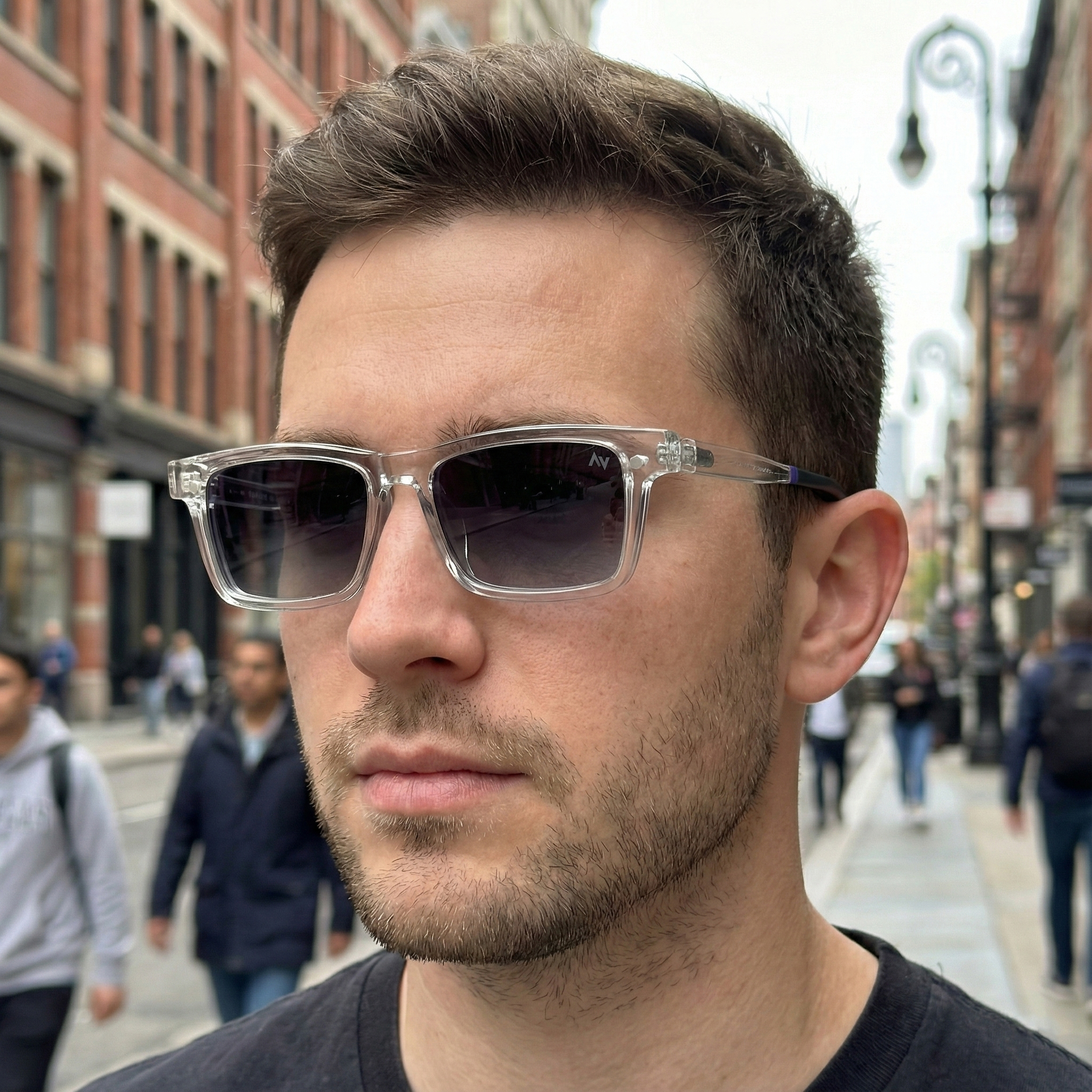 فریم عینک طبی آلبرت وگ مدل CG7703C26P120 Polarized Double Switch مناسب برای انواع صورت به همراه کاور آفتابی
