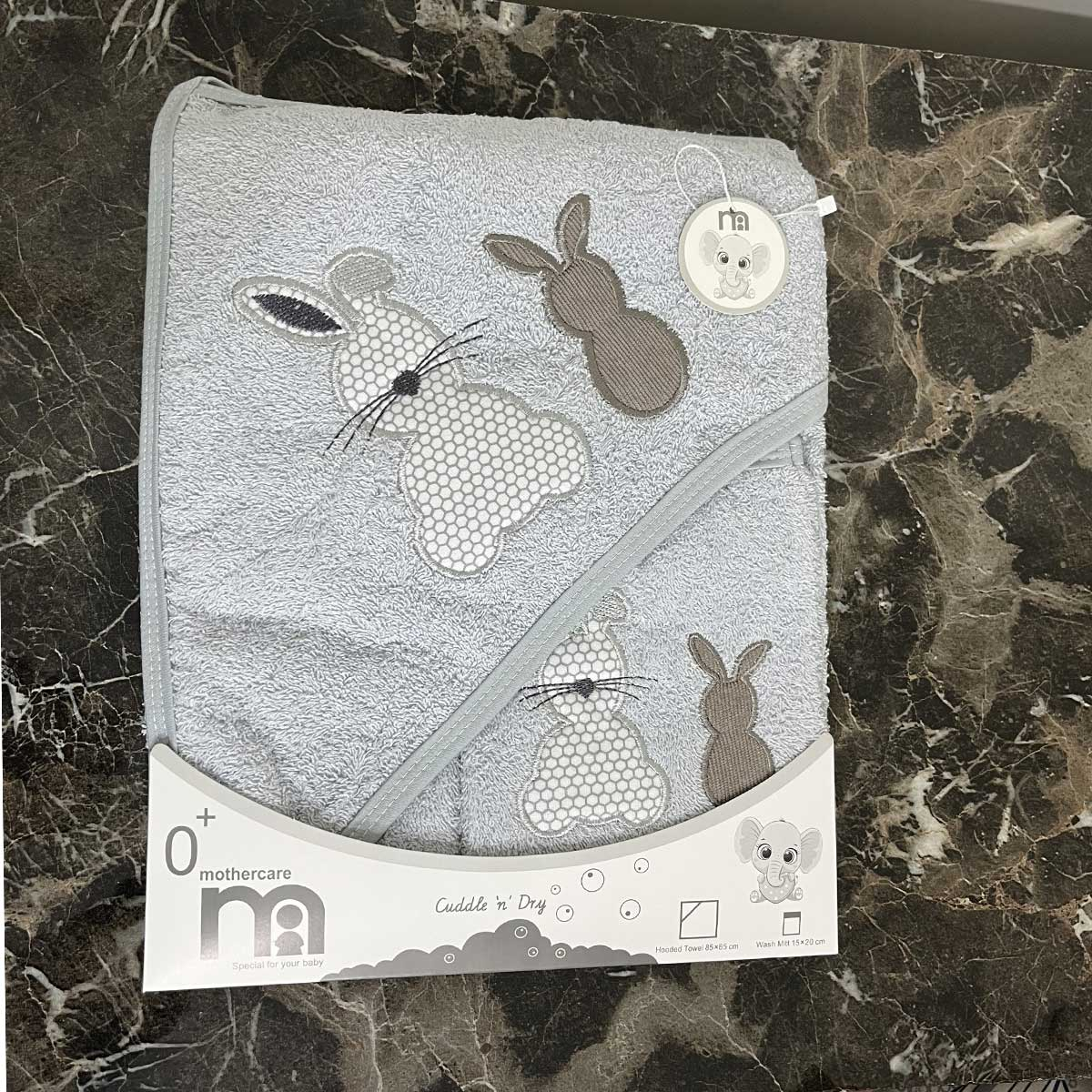 ست حوله نوزادی مادرکر طرح گلدوزی مدل Rabbit بهمراه لیف