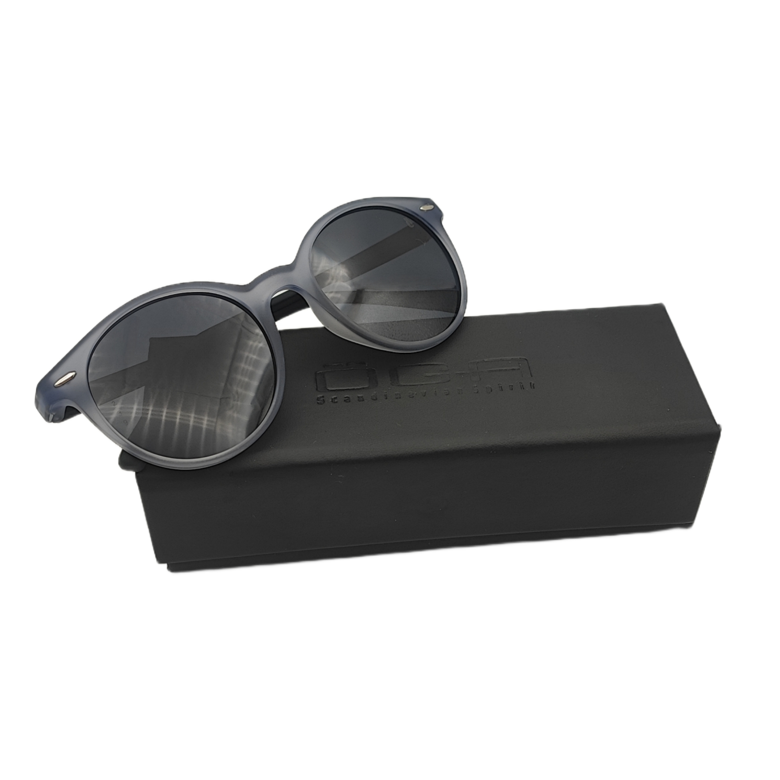 عینک آفتابی گرد اوگا مدل P3239 C2
