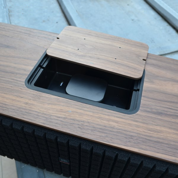 اسپیکر سه طرفه و بی‌سیم جی بی ال مدل Authentics L16