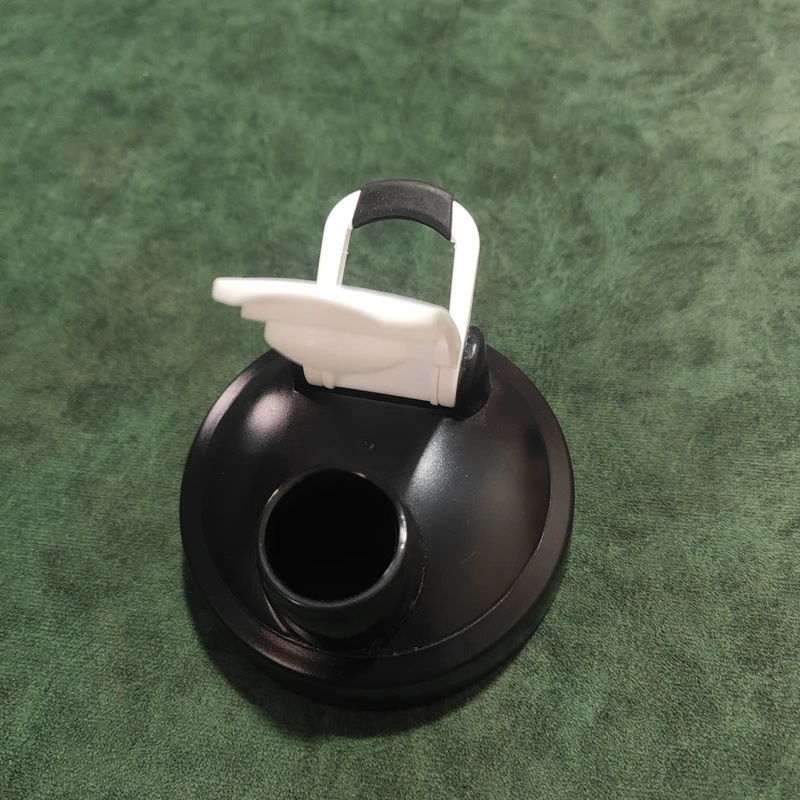شیکر ورزشی مدل STYUU-112 گنجایش 0.494 لیتر
