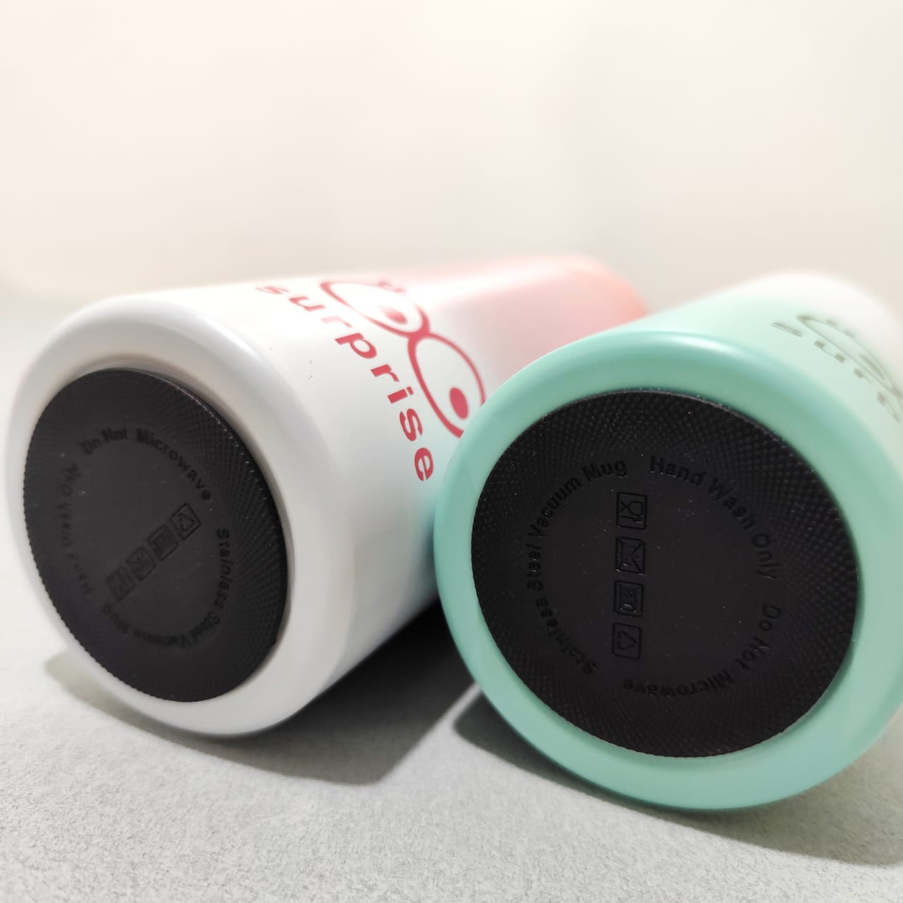 فلاسک کودک مدل کاپ دار طرح سوپرایز گنجایش 0.45 لیتر