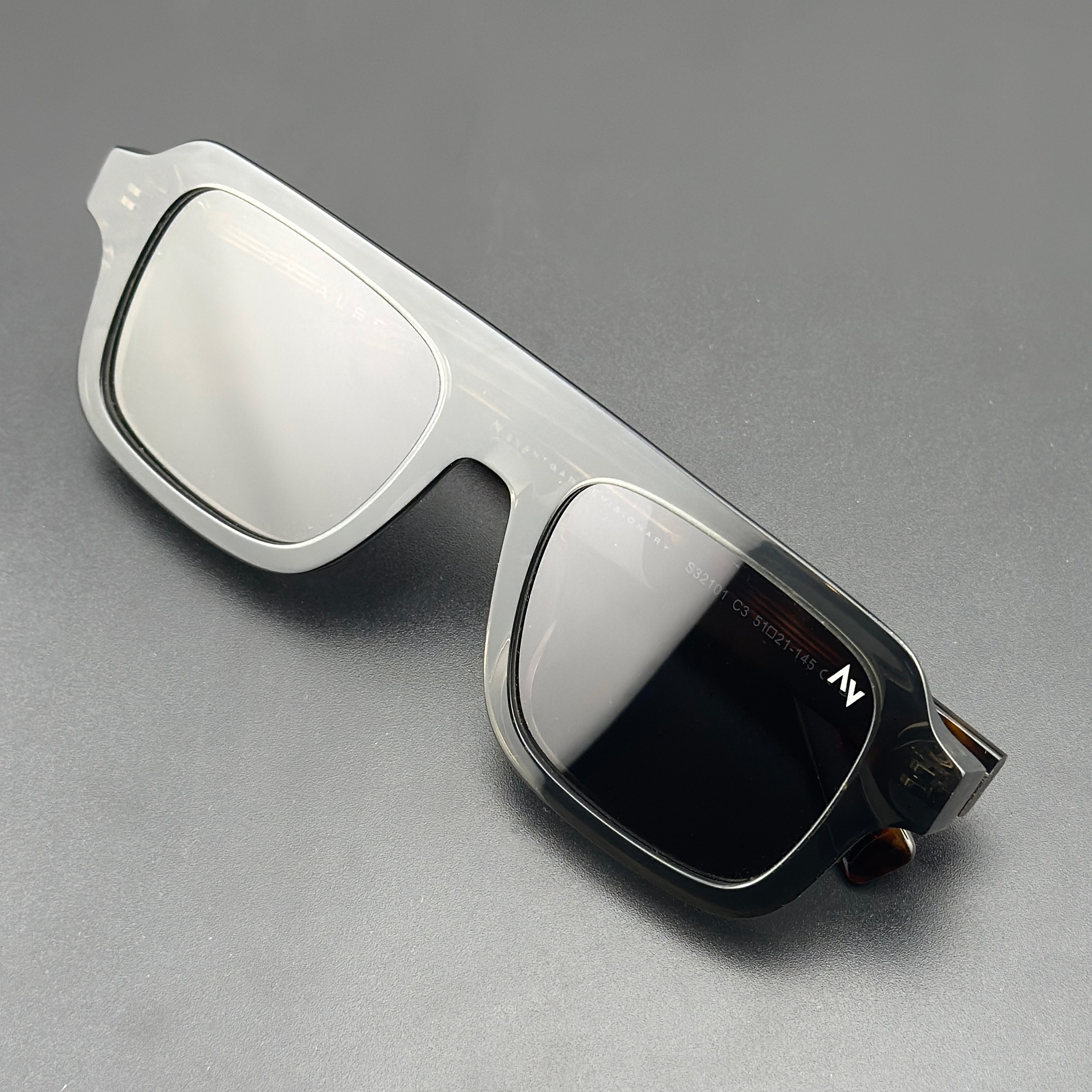 عینک آفتابی خلبانی (Aviator) آلبرت وگ مدل S32101C3 Acetate Avantgarde Visionary