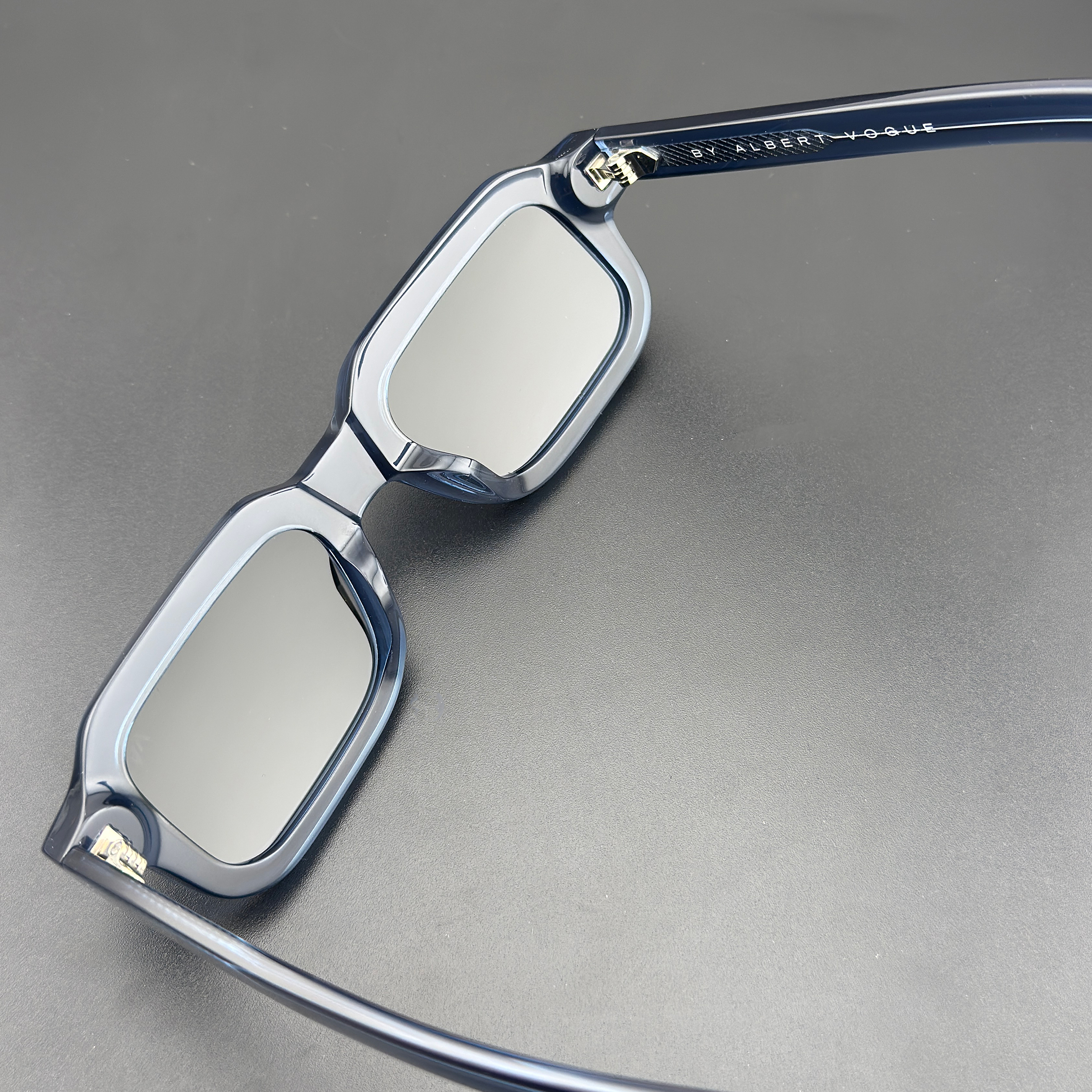 عینک آفتابی مربعی آلبرت وگ مدل S32132C4 Acetate Avantgarde Visionary