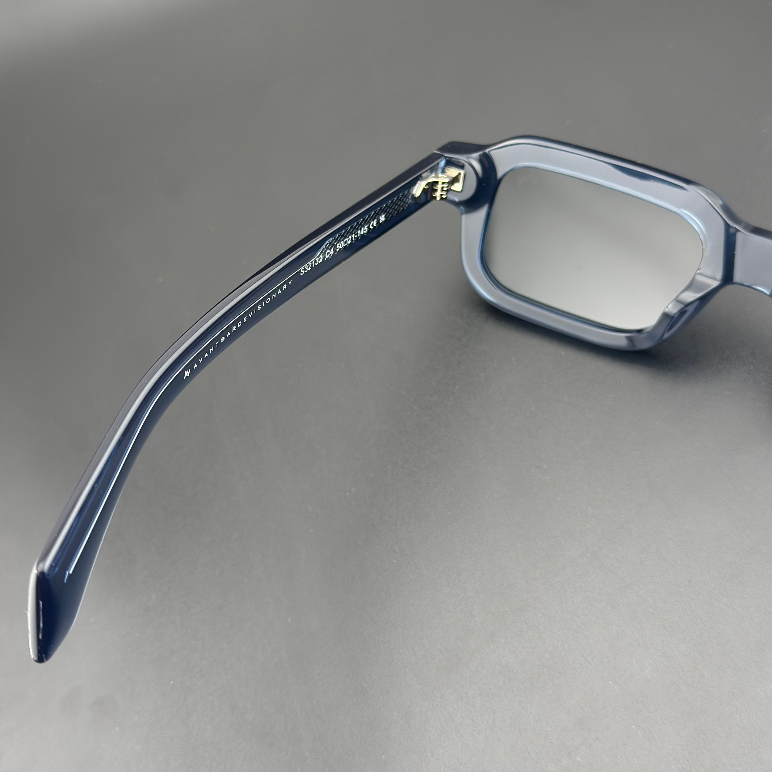 عینک آفتابی مربعی آلبرت وگ مدل S32132C4 Acetate Avantgarde Visionary