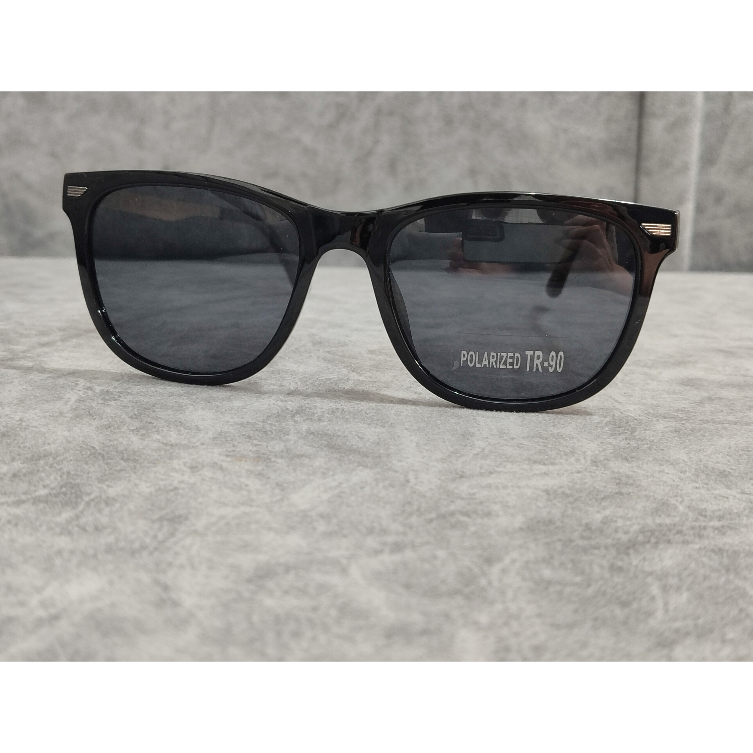 عینک آفتابی مردانه کد 47 UV400