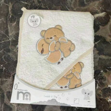 ست حوله نوزادی مادرکر طرح گلدوزی مدل Bear and chick hugging به همراه لیف