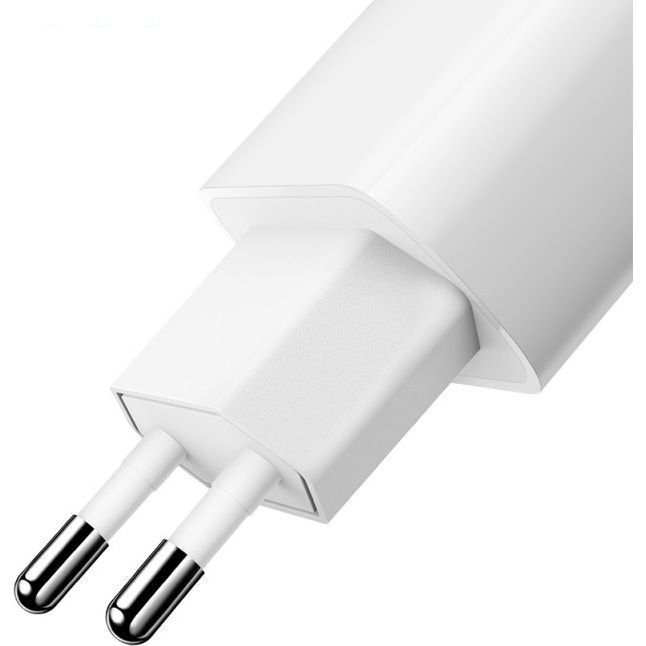 شارژر دیواری مک دودو مدل CH-6720 به همراه کابل تبدیل لایتنینگ