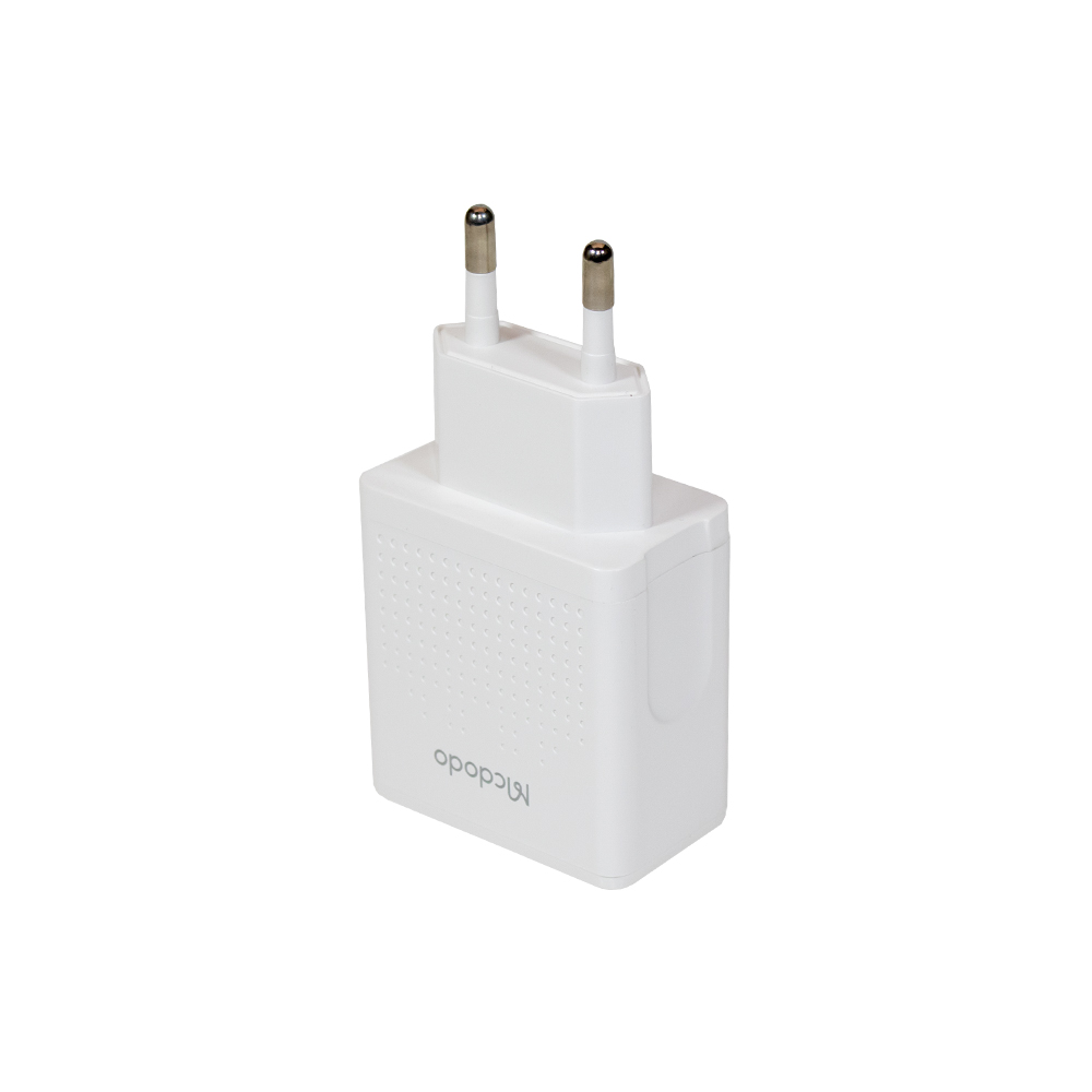 شارژر دیواری 12وات مک دودو مدل CH-3971 به همراه کابل Micro USB