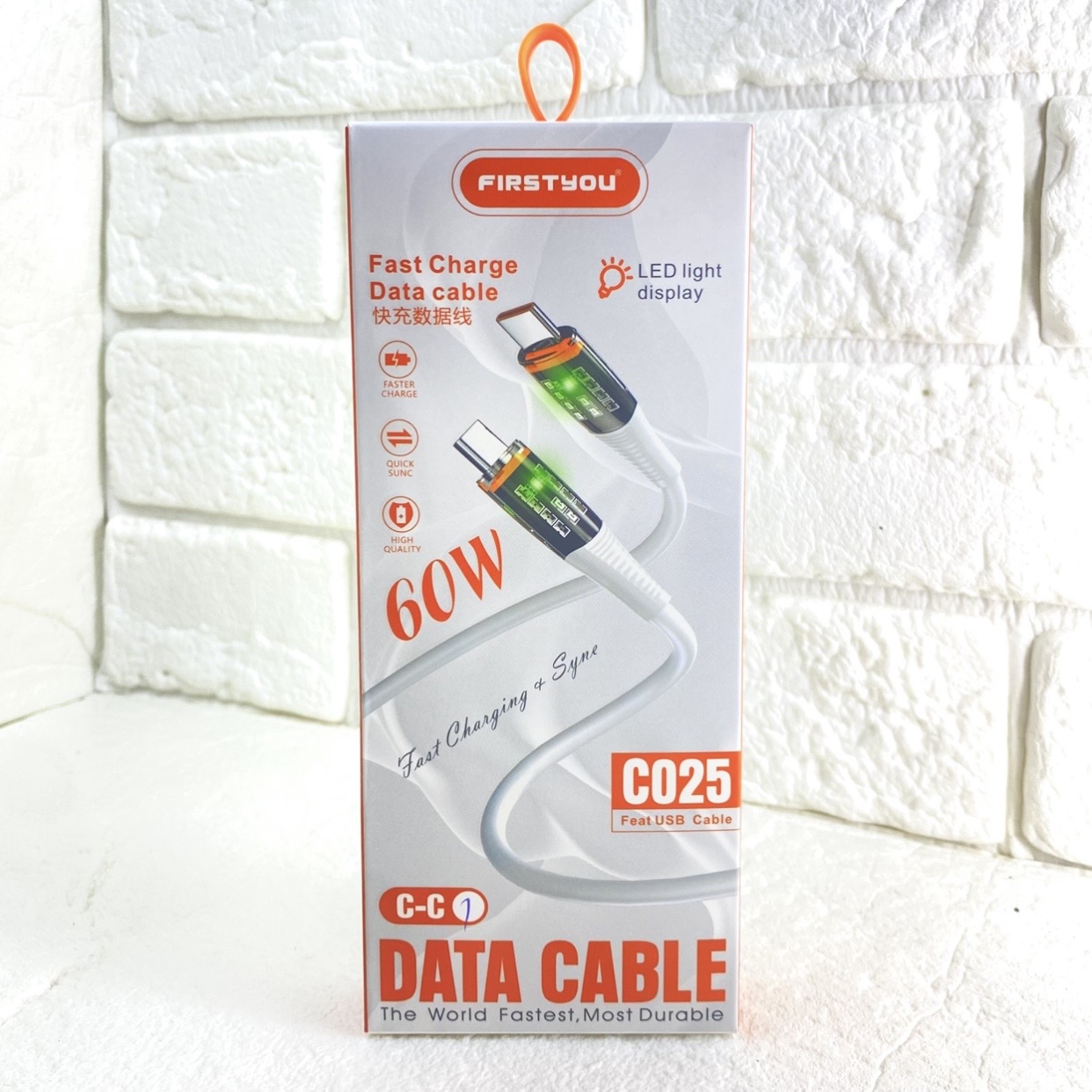 کابل USB - C فرست یو مدل LED-C025 طول 1 متر