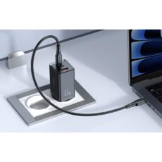 شارژر دیواری 70 وات مک دودو مدل CH-1543  به همراه کابل USB-C