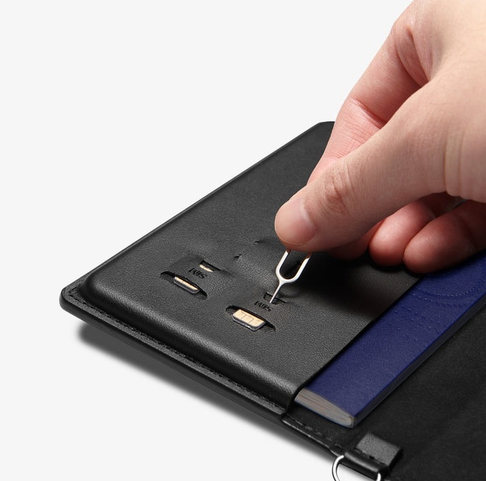 کیف پول سفری اسپیگن مدل Passport Holder