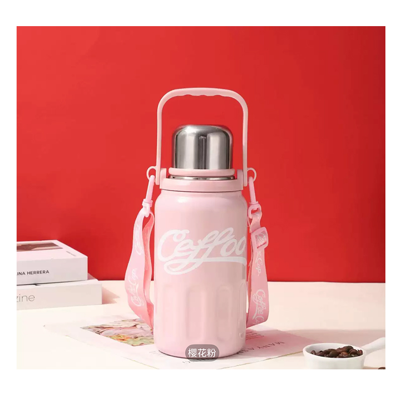 فلاسک مدل Coca گنجایش 1.5 لیتر