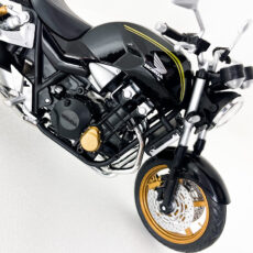 موتور بازی مدل CB 1300