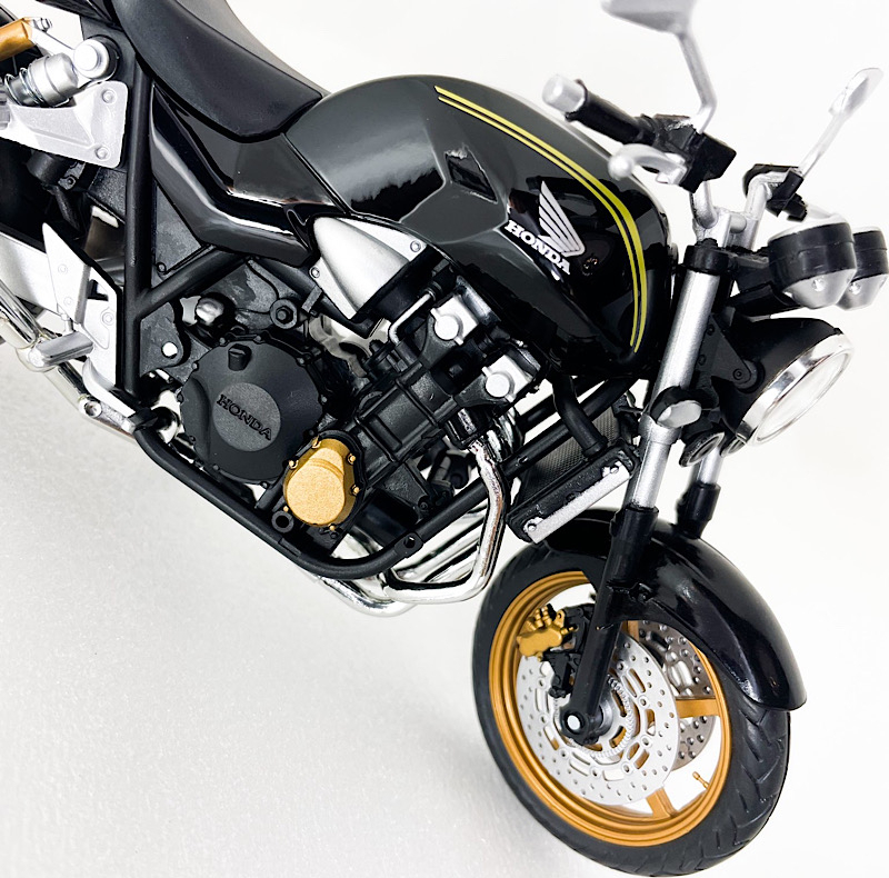 موتور بازی مدل CB 1300