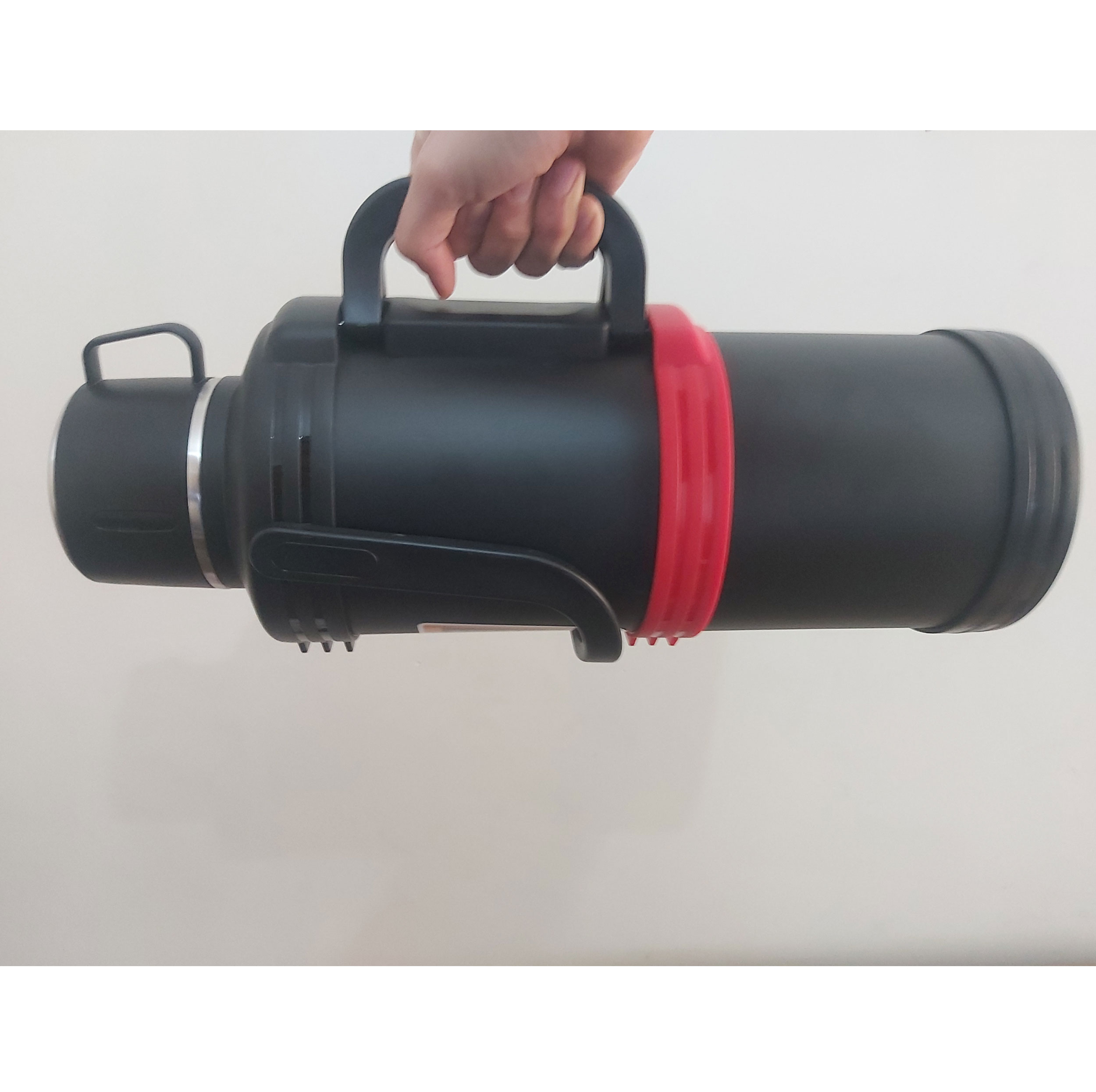 فلاسک ژیاکانگ مدل کوهنوردی گنجایش 1.8 لیتر