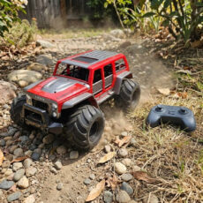 ماشین بازی کنترلی ناب سل مدل ضد آب آفرود شارژی چراغدار کد Waterproof off-road car solong RC