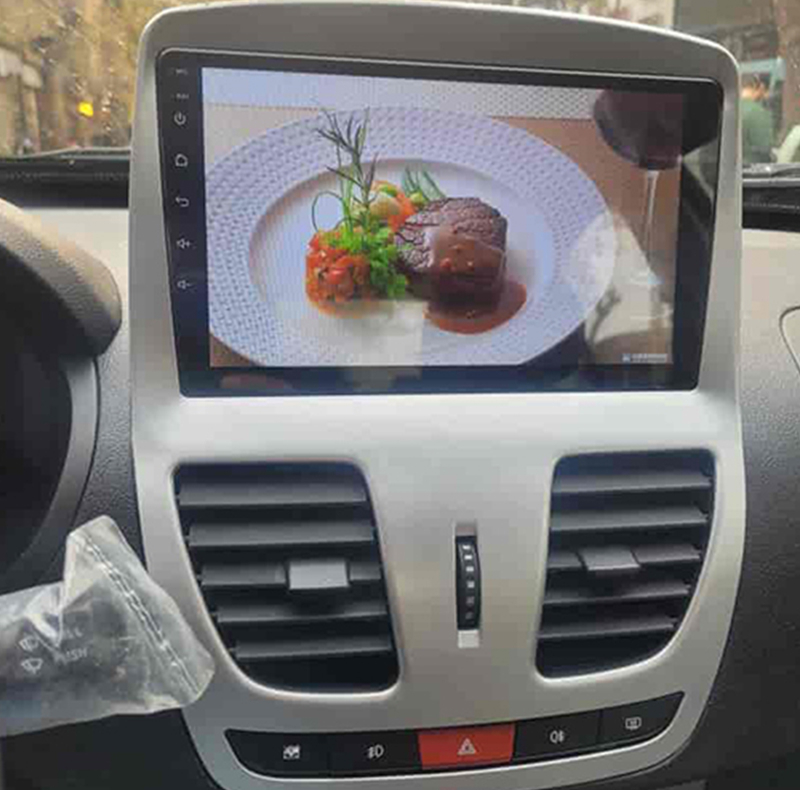 پخش کننده تصویری خودرو راک مدل R150 plus مناسب برای کوییک