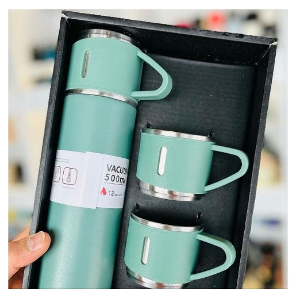فلاسک مدل hot-cold کد m1 گنجایش 0.5 لیتر به همراه لیوان مجموعه 3 عددی
