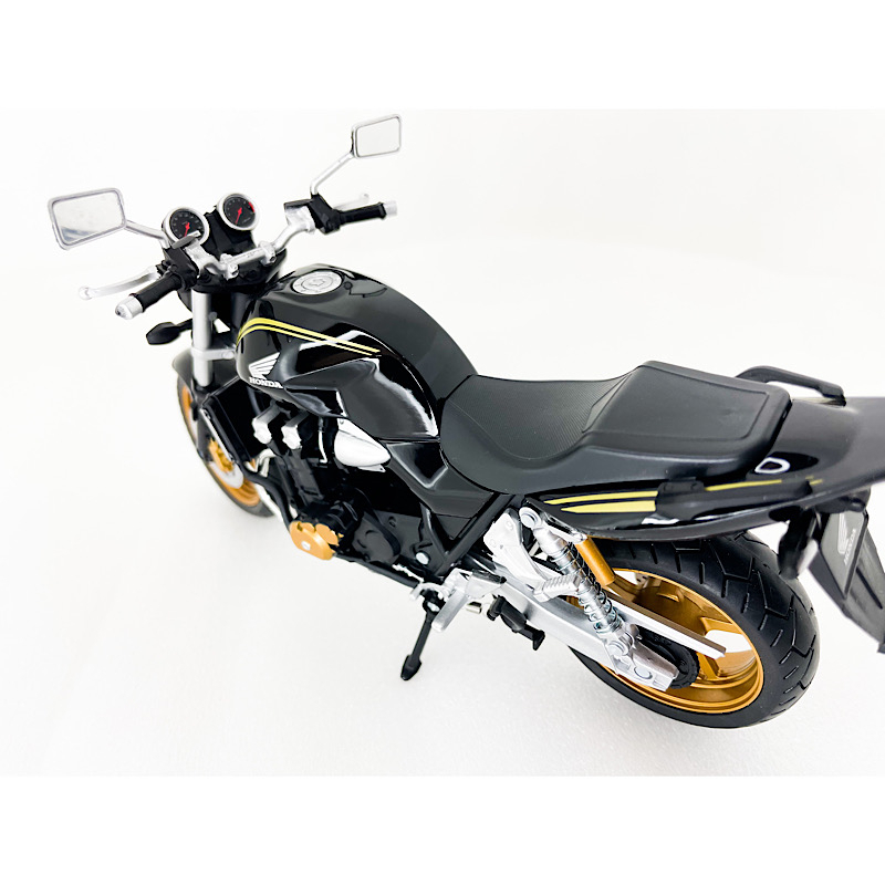 موتور بازی مدل CB 1300