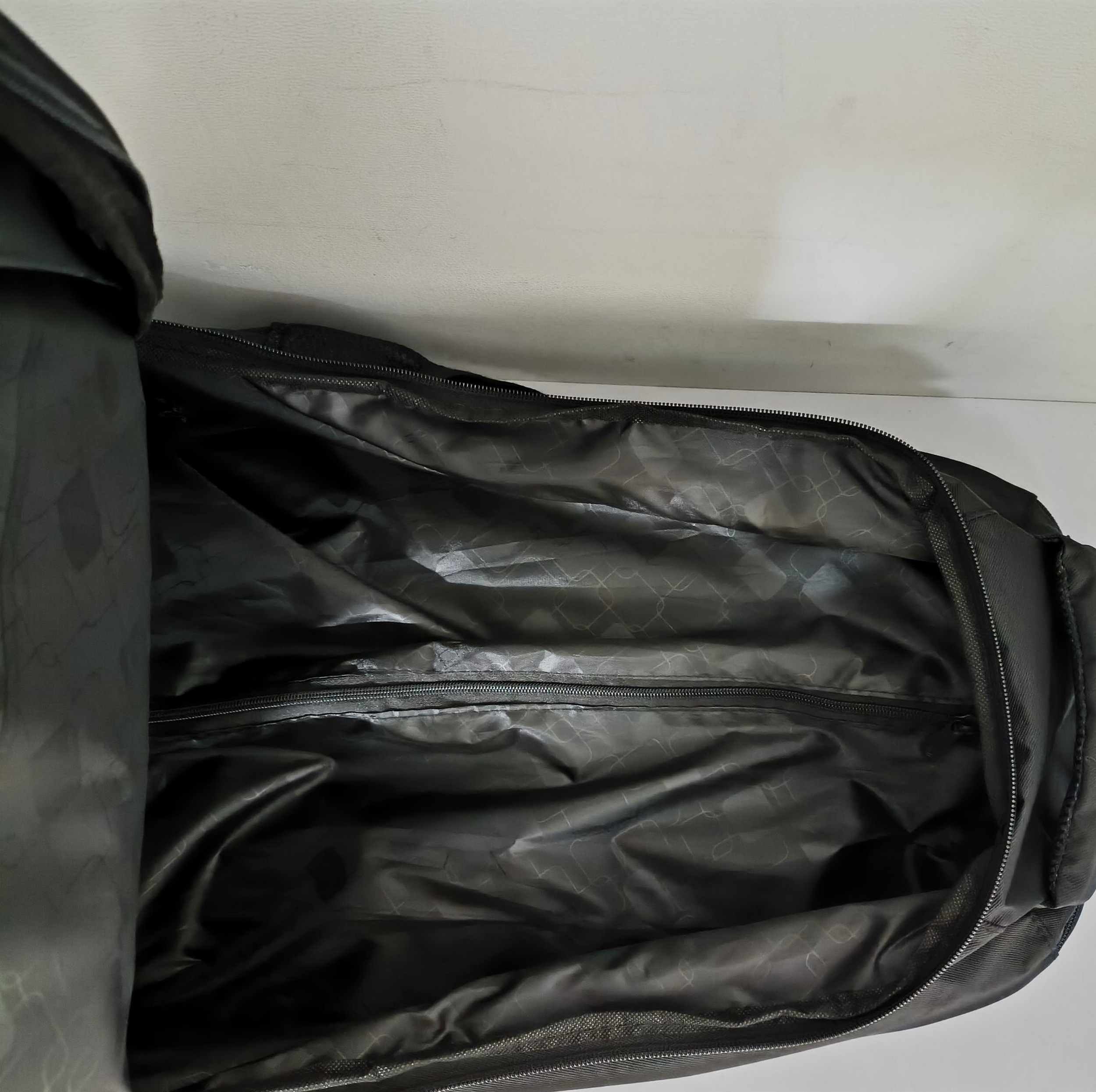 کوله پشتی چرخ دار مدل K_Ch