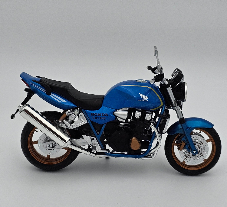 ماکت موتور مدل هوندا سی بی honda cb 1300