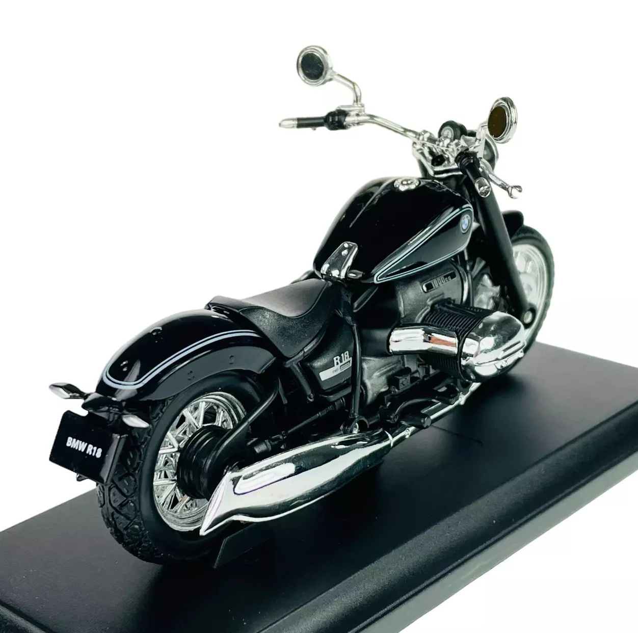 موتور بازی ولی مدل BMW R18