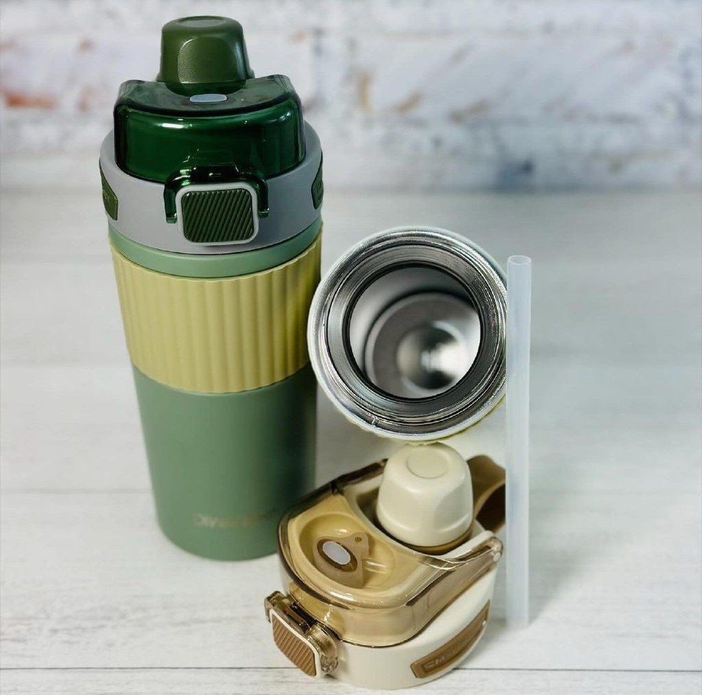 ماگ سفری مدل دوحالته دور سیلیکونی گنجایش 0.8 لیتر