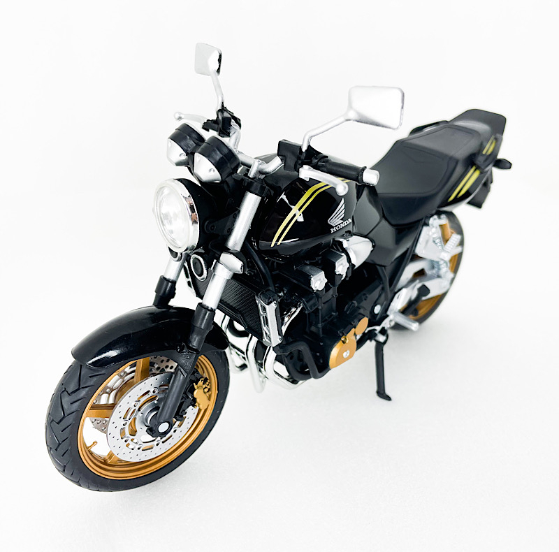 موتور بازی مدل CB 1300