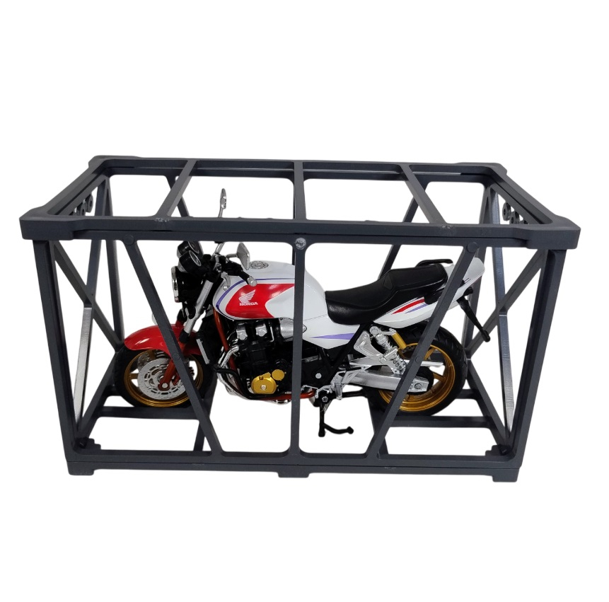 ماکت موتور اوتومکس مدل هوندا CB1300SF به همراه پالت