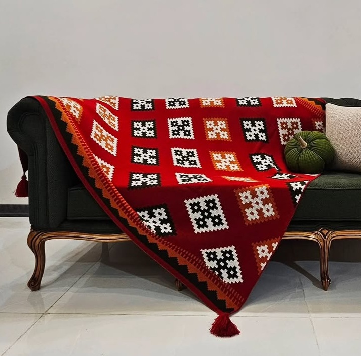 شال مبل و تخت مدل گلیم سنتی سایز ۱۸۰×۱۴۰ سانتیمتر