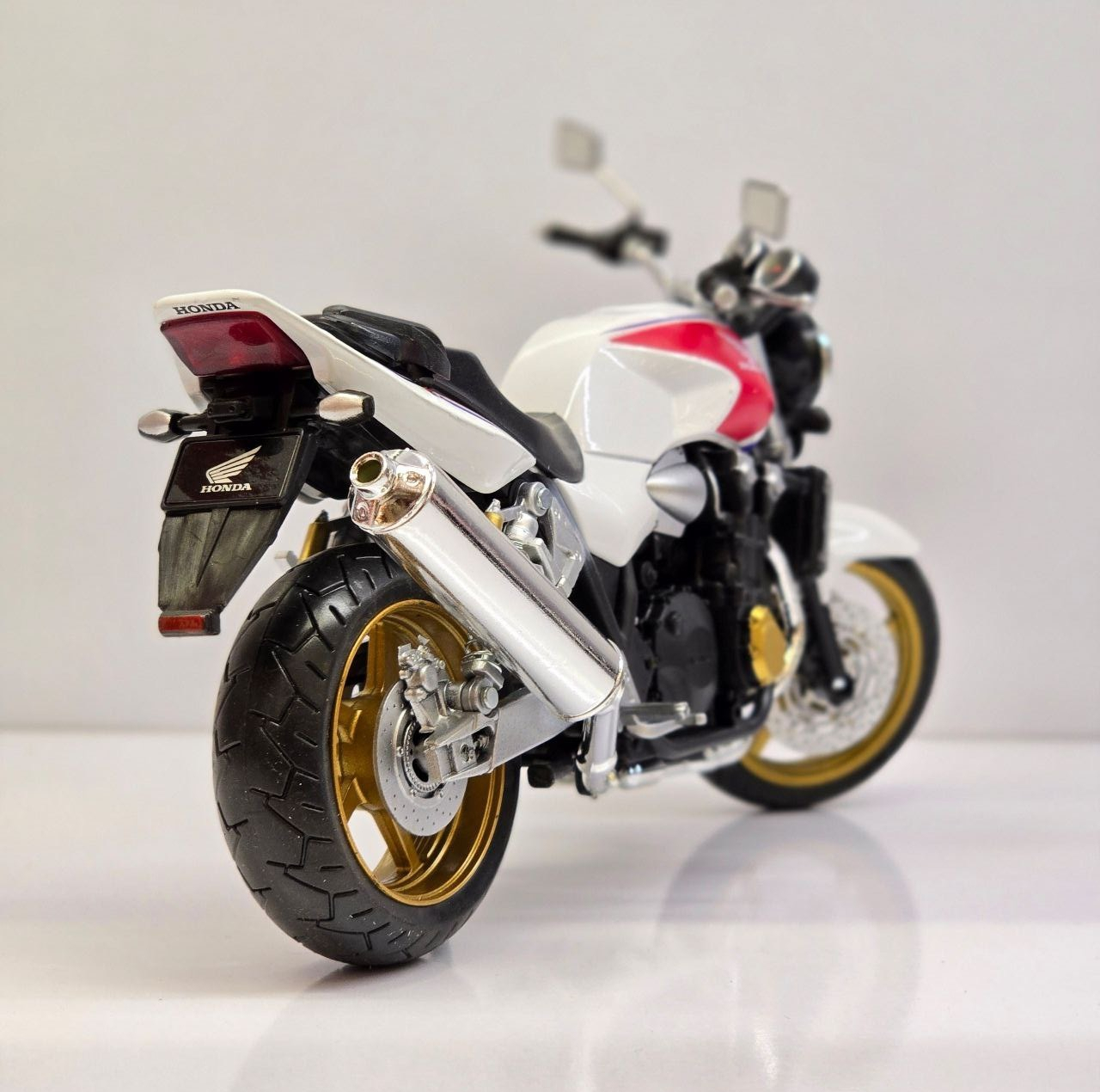 موتور بازی اتومکس مدل 1300 Honda CB
