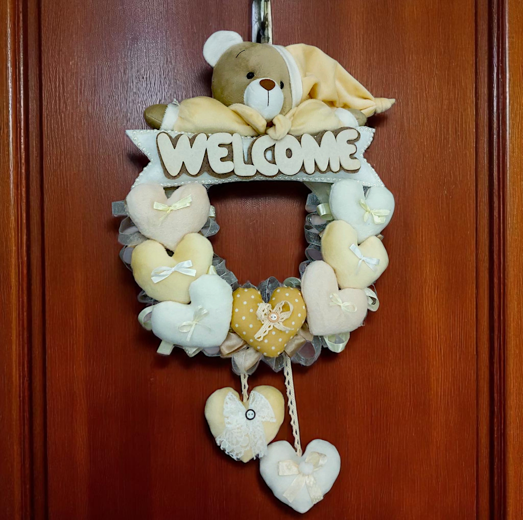 آویز تزیینی اتاق کودک طرح خرس نانان مدل Welcome کد W/Crm