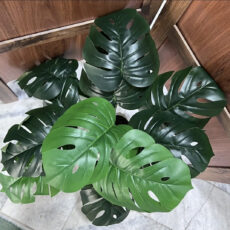 گل مصنوعی درختچه برگ انجیری لمسی 18 برگ ضدآب مناسب فضای باز پلاستیک ابعاد 50×50×70 سانتی‌متر وزن 300 گرم نصب ایستاده و رومیزی