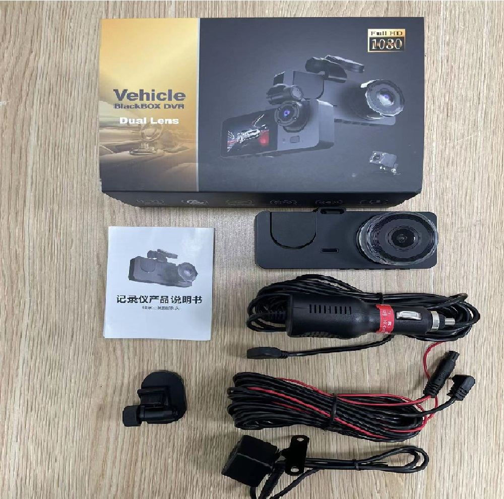 دوربین ثبت وقایع خودرو ۳ لنز مدل BlackBOX DVR