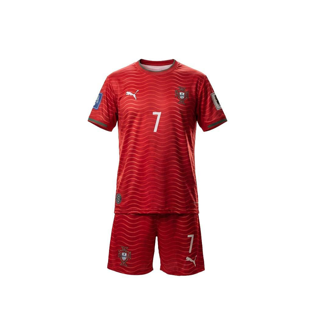 ست تی‌شرت و شلوارک ورزشی پسرانه مدل تیم ملی پرتغال طرح رونالدو جام جهانی 2026