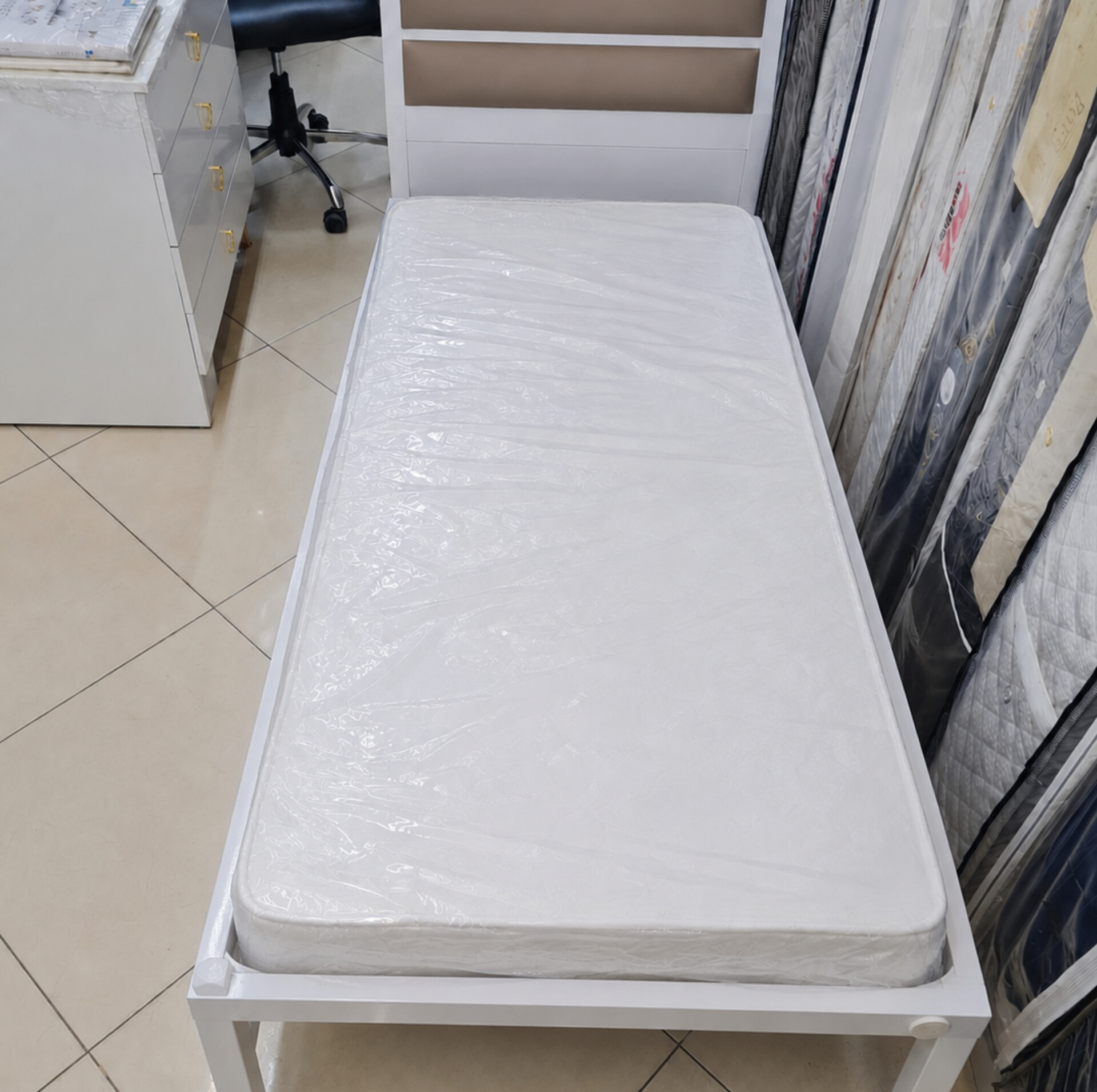 تشک طبی یک نفره طرح رویال قطر۱۵سانتی مترسایز۸۰×۱۸۰