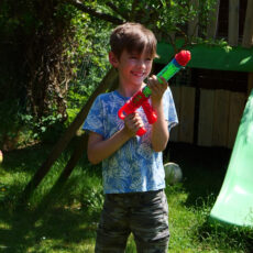 تفنگ آب پاش شیلدکروت مدل Aqua Blaster