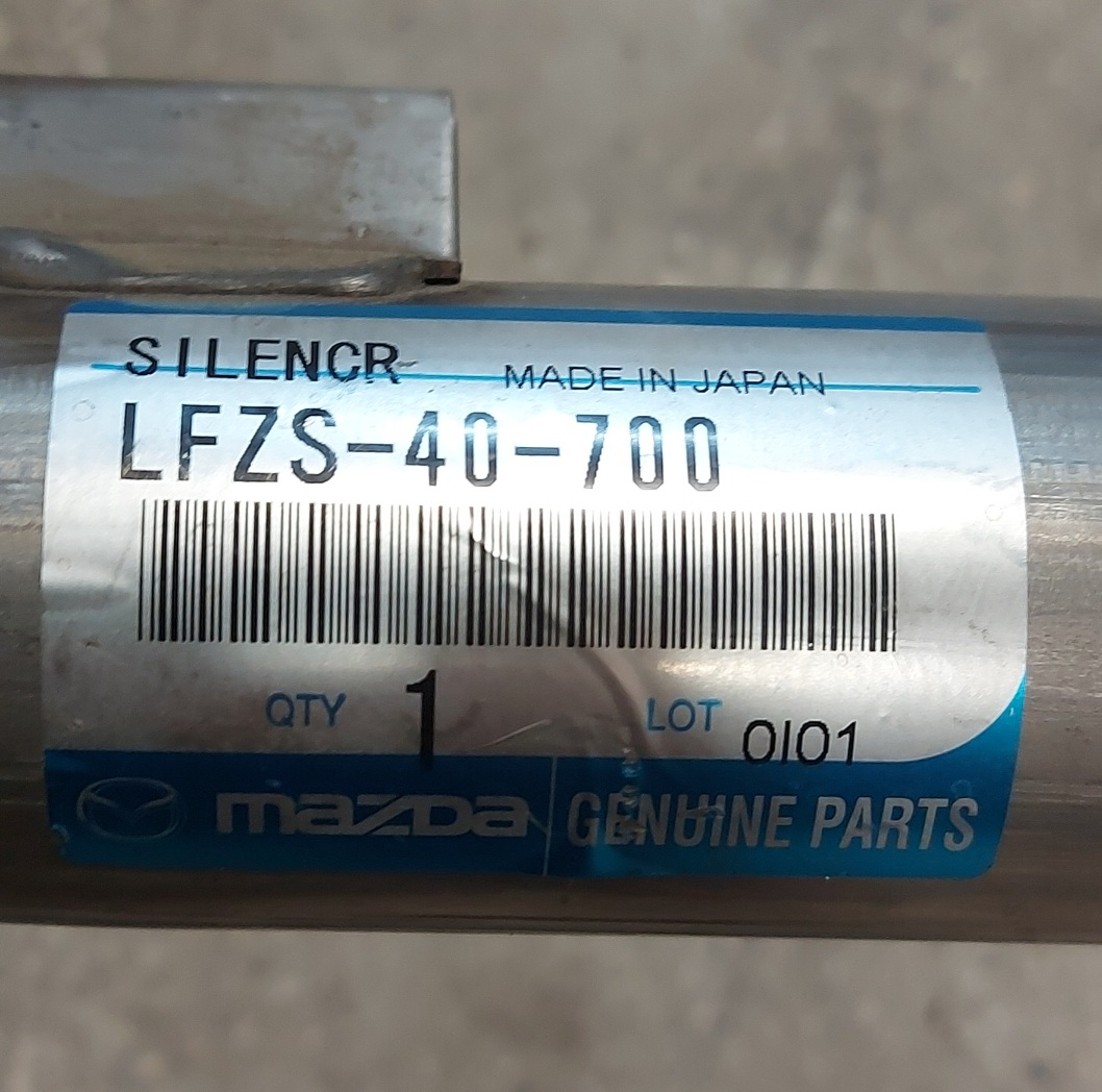 سراگزوز اسپرت مزدا مدل LFZS-40-700 مناسب برای مزدا ۳ نیو