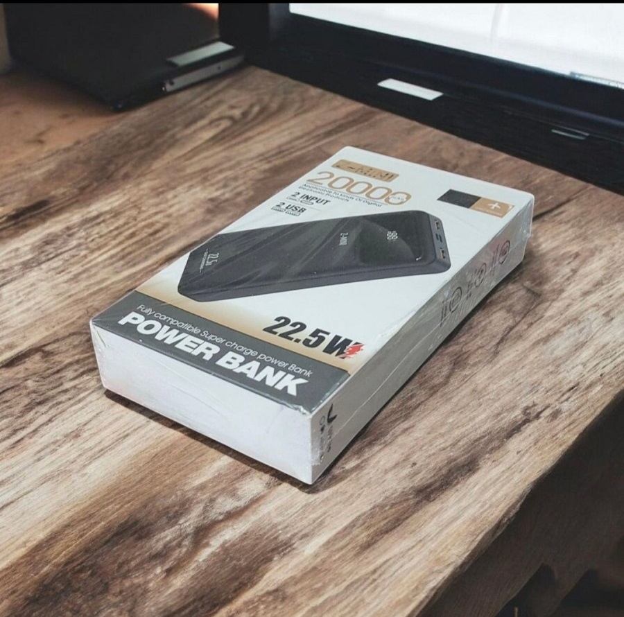 پاوربانک 22.5 وات مدل Z-22.5W ظرفیت 20000 میلیآمپرساعت