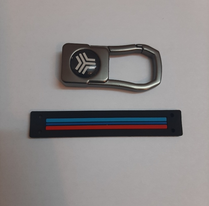 کاور ریموت و سوئیچ خودرو دیاموند شاپینگ مدل DS-SAINAS-metal-logo مناسب برای ساینا کوییک اس