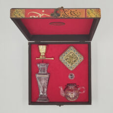 زعفران کادویی عاقله - 5 گرم به همراه هل - 40 گرم