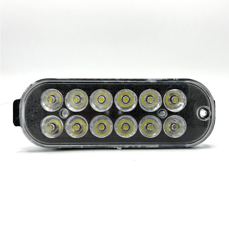 چراغ داخل سپر خودرو چیکال مدل P-2018-SMD مناسب برای پراید بسته 2 عددی